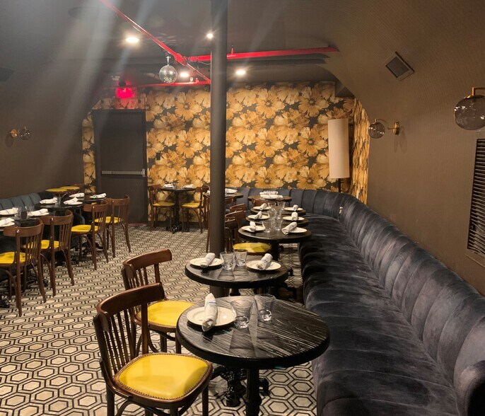 More Photos Of 98 Rivington St, New York Storefront Retail Residential For Lease