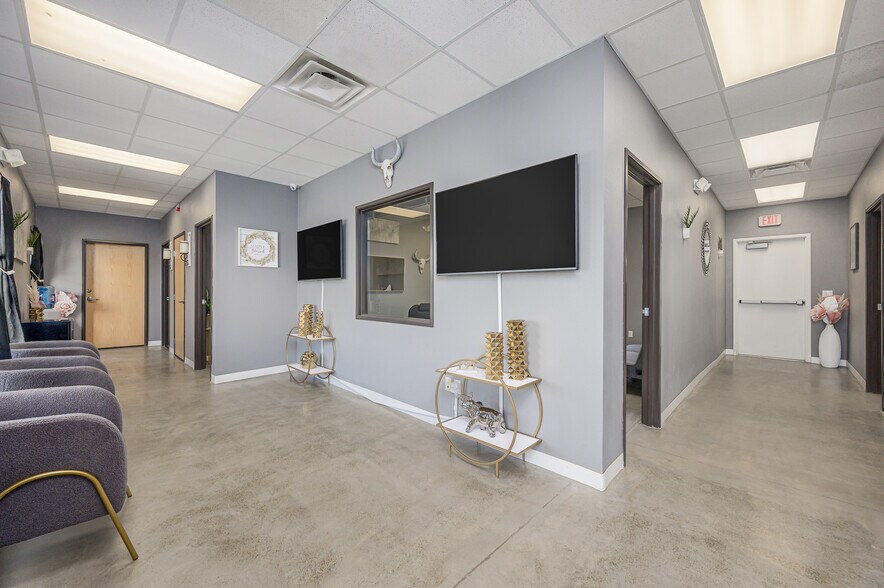 More Photos Of 1491 Palma Rd, Bullhead City Medical For Sale