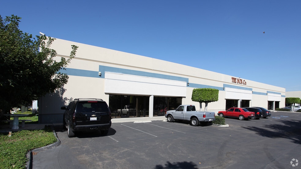 More Photos Of 1641 Pacific Rim Ct, San Diego Manufacturing For Lease
