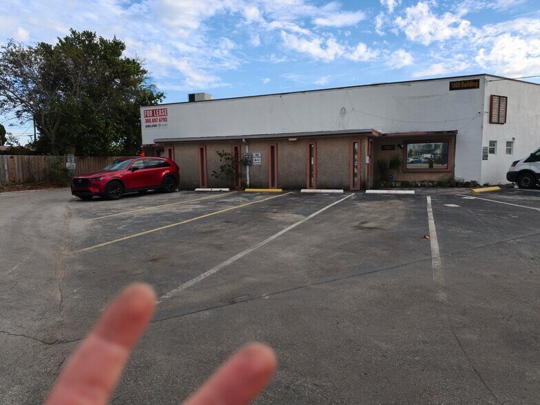 More Photos Of 1800-1812 SW 7th Ave, Pompano Beach Warehouse For Sale