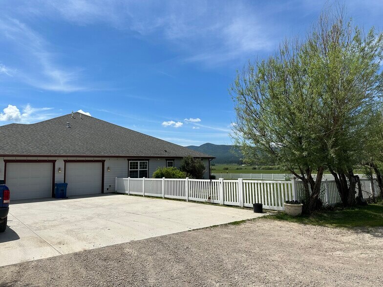 More Photos Of 124 Morrison Ln, Bonner Warehouse For Sale