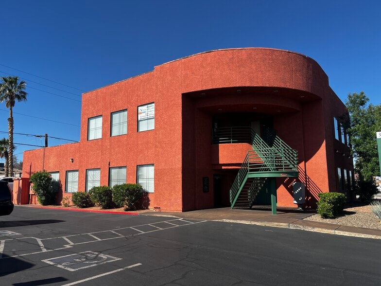 More Photos Of 309 W Lake Mead Pky, Henderson Loft Creative Space For Lease
