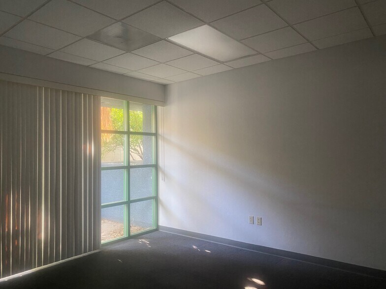 More Photos Of 1700 E Fort Lowell Rd, Tucson Medical For Lease