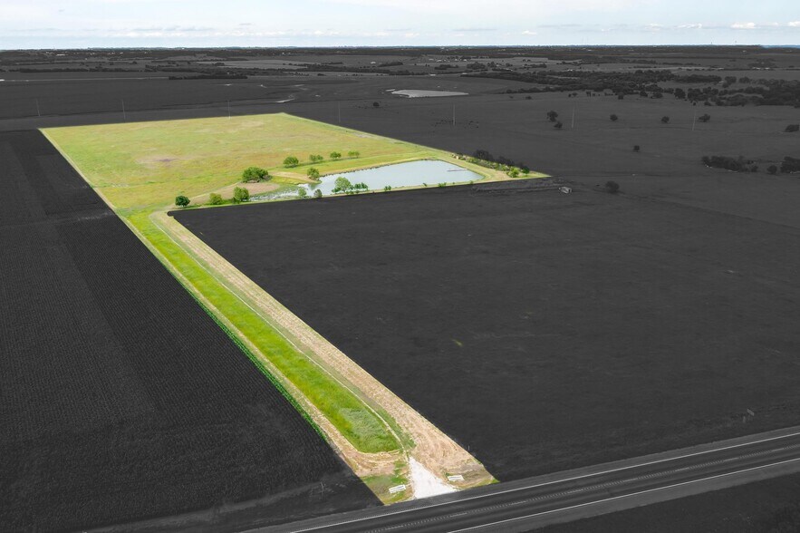 More Photos Of 2848 TX-81, Itasca Land For Sale