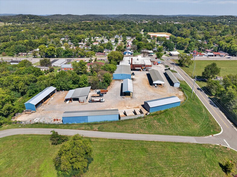 More Photos Of 1100 Winchester Hwy, Fayetteville Freestanding For Sale