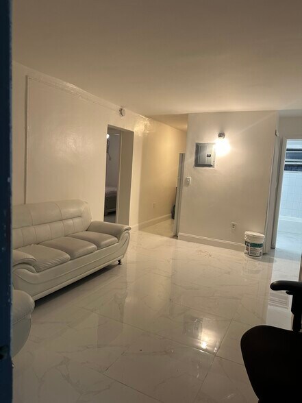 More Photos Of 7509 NE 3rd Ave, Miami Apartments For Sale