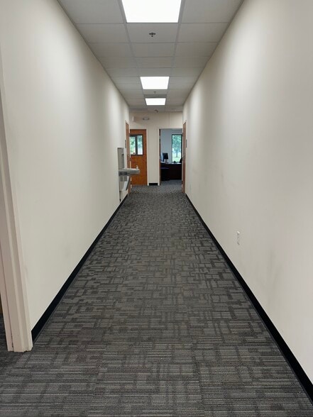 More Photos Of 126 Westside Blvd, Pooler Warehouse For Sale