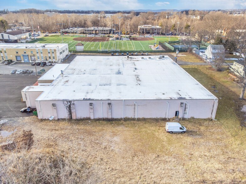 More Photos Of 75 Harrison St, Little Falls Warehouse For Lease