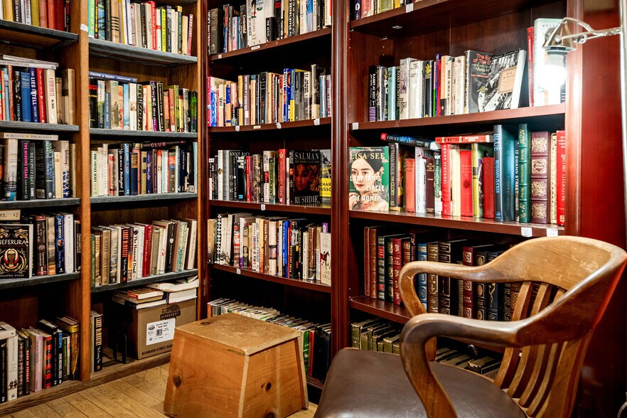 More Photos Of 107 Bank St, Grass Valley Storefront For Sale