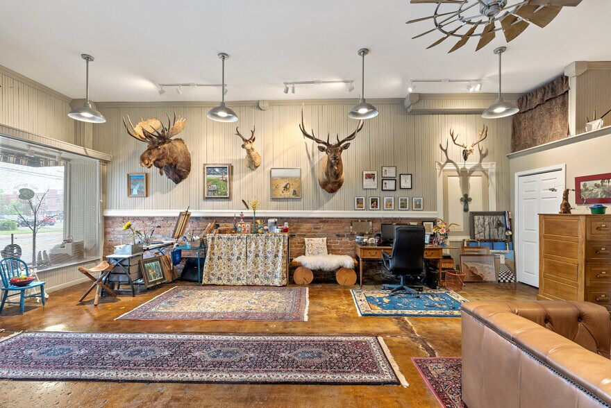 More Photos Of 215 W 3rd St, Farmville General Retail For Sale