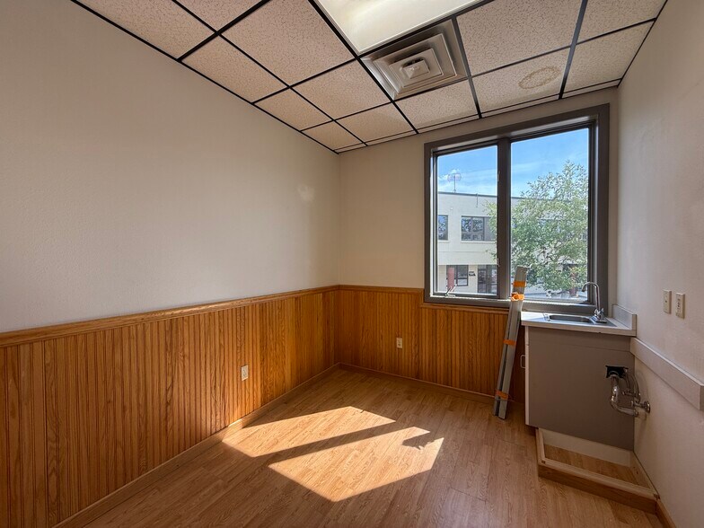 More Photos Of 301 Saddle Dr, Helena Medical For Lease