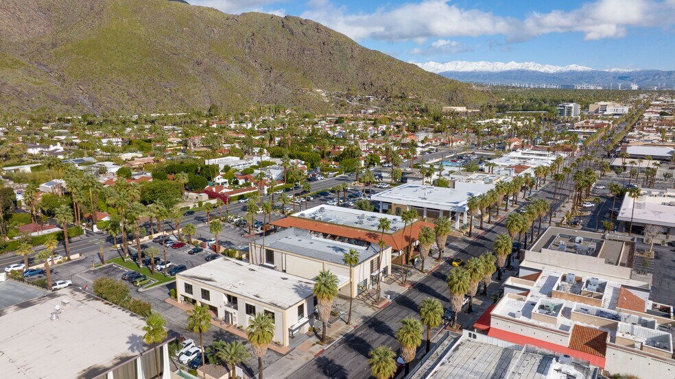 More Photos Of 431 S Palm Canyon Dr, Palm Springs Office For Sale