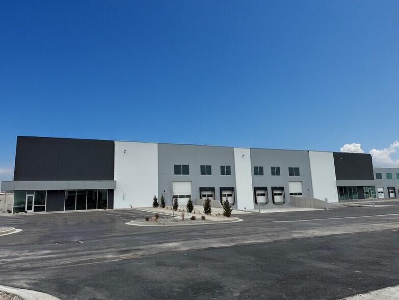 More Photos Of 1550 S Gladiola St, Salt Lake City Warehouse For Lease