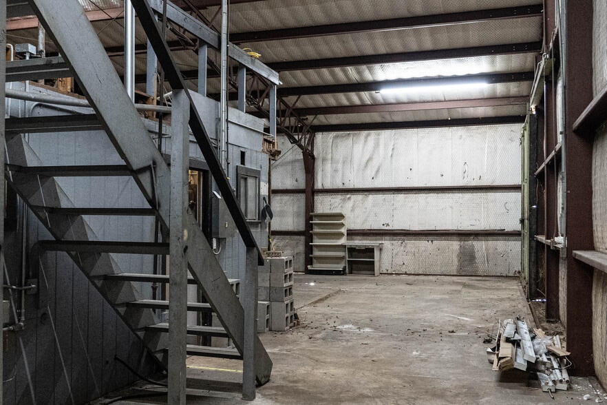 More Photos Of 14 Tenth St, Temple Research And Development For Sale