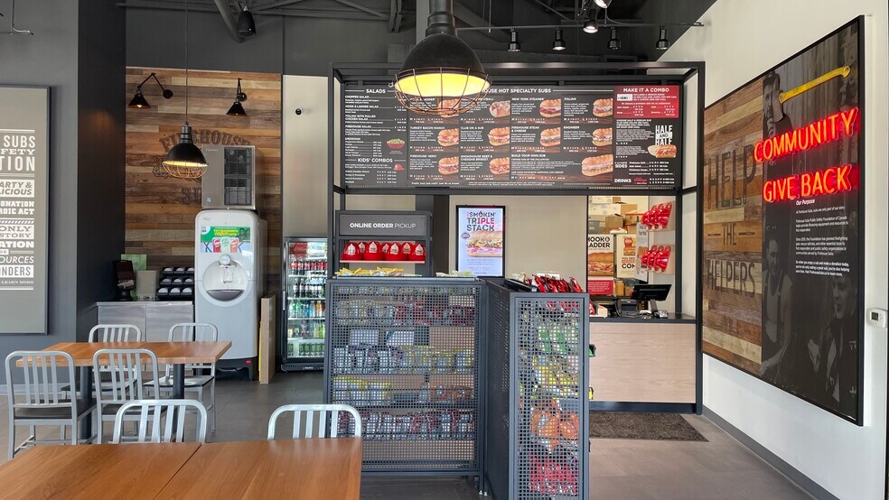 More Photos Of 1414 King St E, Clarington Unknown For Lease