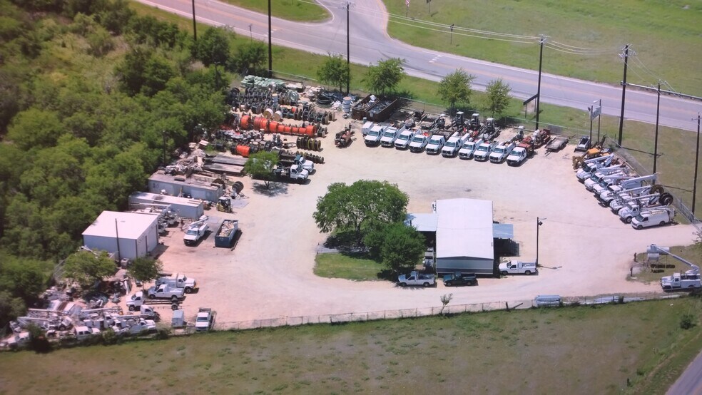 More Photos Of 4877 N Graytown Rd, Converse Warehouse For Lease