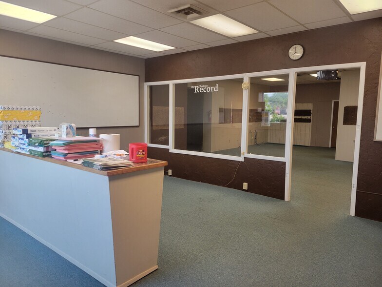 More Photos Of 248 W 2nd St, Chadron Warehouse For Sale