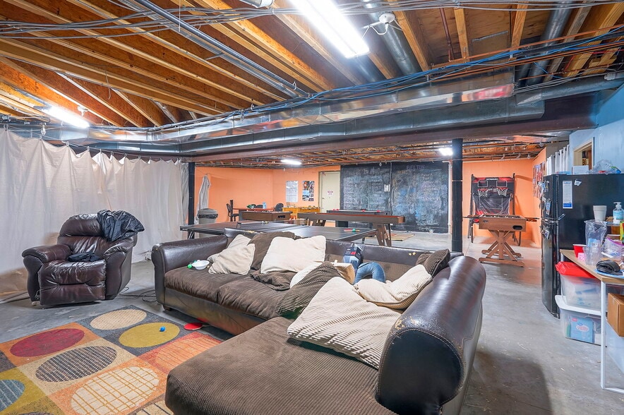 More Photos Of 425 W Pine St, Raymore Medical For Sale