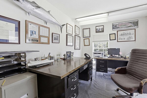 More Photos Of 1501 Powhatan St, Fredericksburg Flex For Sale
