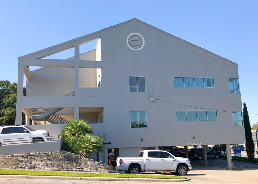 More Photos Of 12501 Judson Rd, San Antonio Medical For Lease