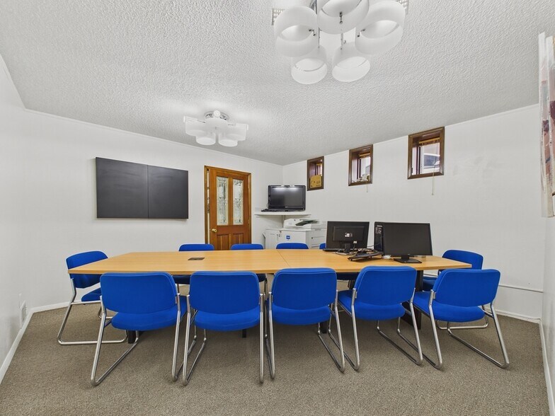 More Photos Of 4219 S Broadway, Englewood Medical For Sale