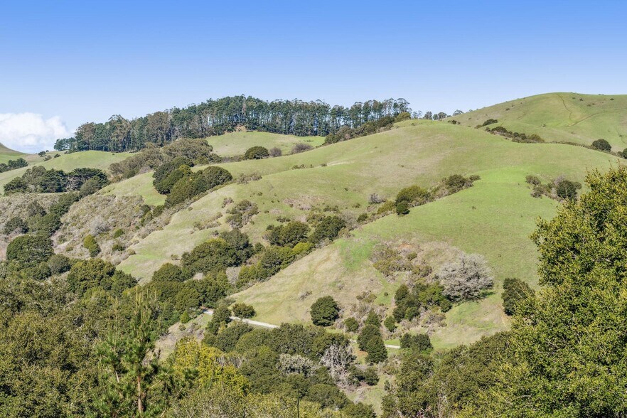 More Photos Of 0 Fairview Rd, Richmond Land For Sale