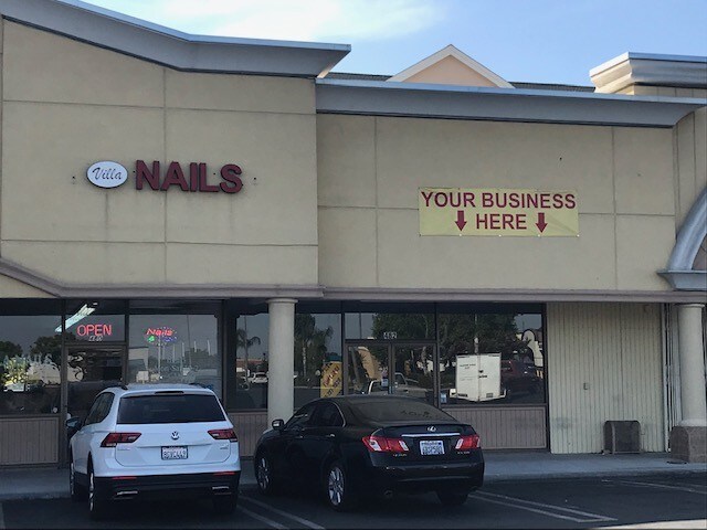 More Photos Of 406-498 W Shaw Ave, Clovis Unknown For Lease