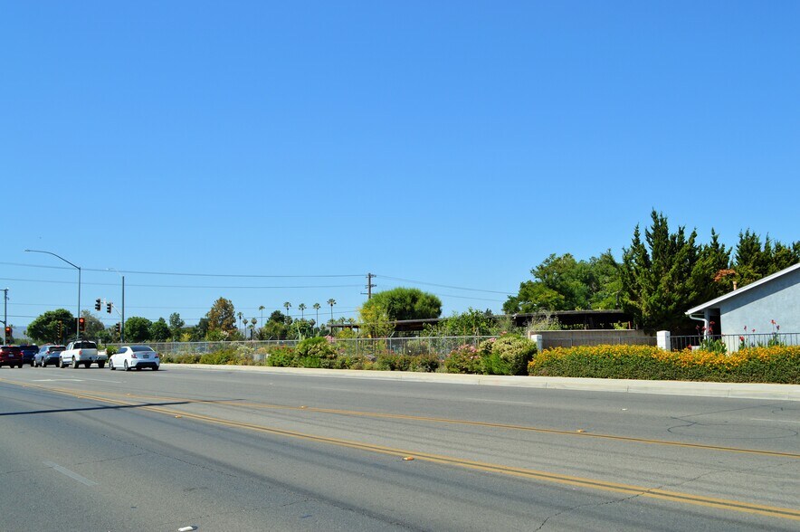 More Photos Of 2750 W Devonshire Ave, Hemet Freestanding For Sale