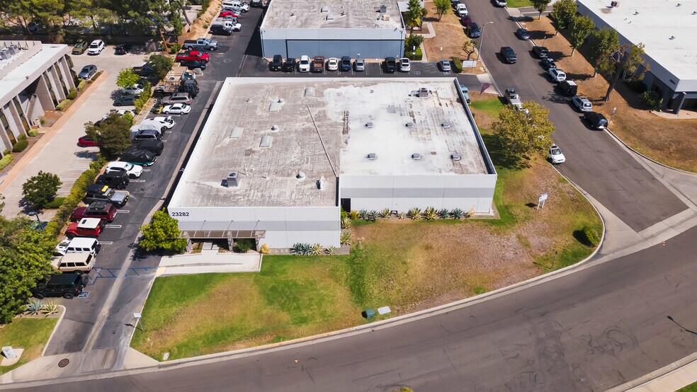 More Photos Of 23231 Vista Grande Dr, Laguna Hills Warehouse For Sale