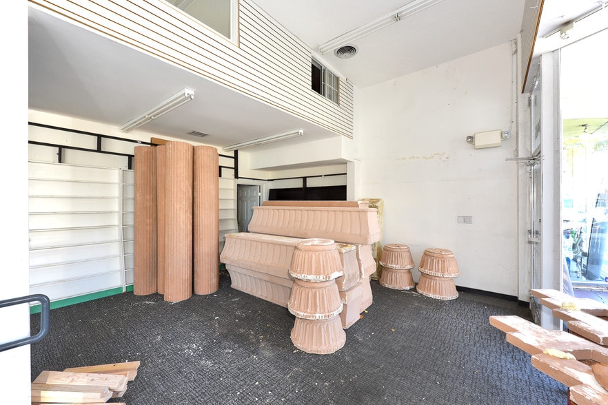 More Photos Of 1411-1419 Westwood Blvd, Los Angeles Storefront Retail Office For Lease