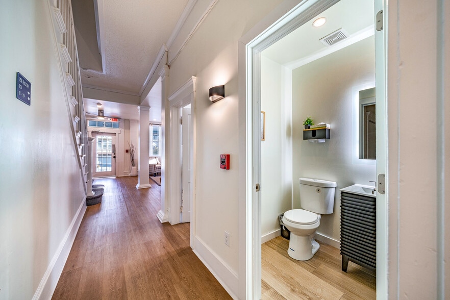 More Photos Of 724 Ocean Ave, Ocean City Hotel For Sale