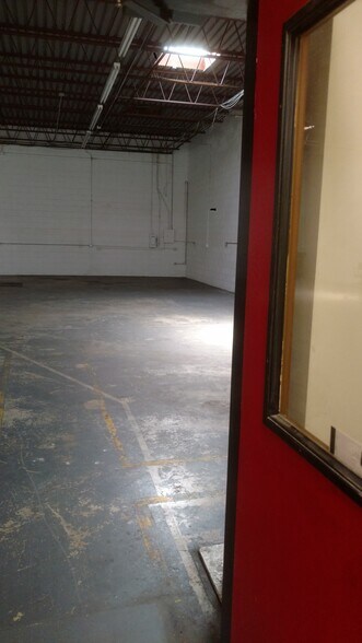 More Photos Of 201 Production Dr, Yorktown Distribution For Lease