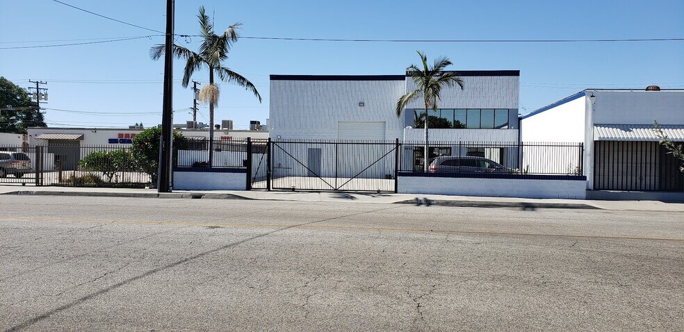 More Photos Of 2701 Merced Ave, El Monte Warehouse For Lease