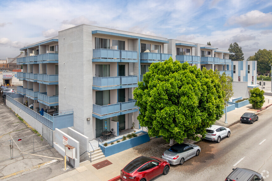 More Photos Of 1299 E Green St, Pasadena Apartments For Sale