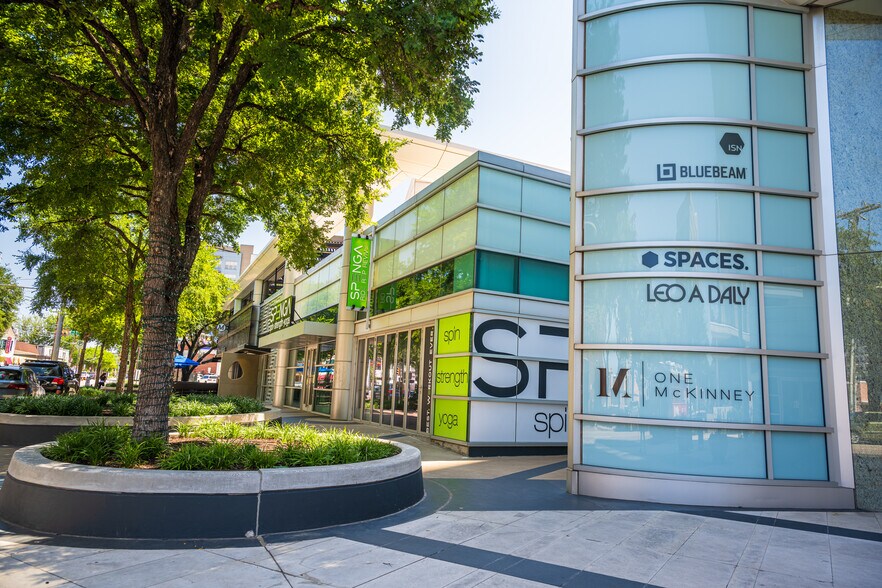 More Photos Of 3232 McKinney Ave, Dallas Office For Lease