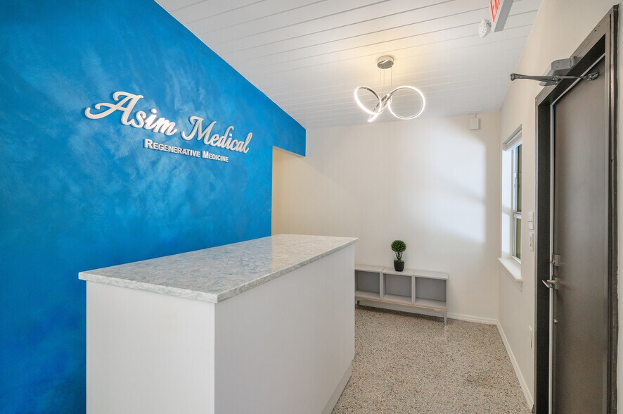 More Photos Of 4749 Hargrave St, Orlando Medical For Lease
