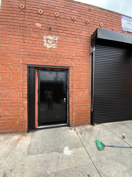 More Photos Of 149 W 31st St, Los Angeles Warehouse For Lease