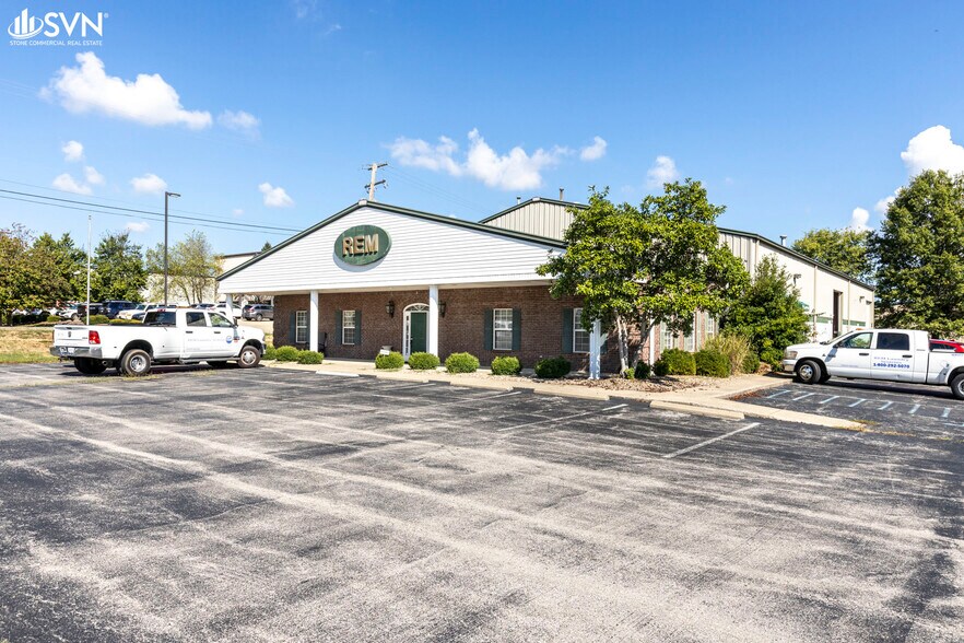 More Photos Of 129 Fieldview Dr, Versailles Warehouse For Sale