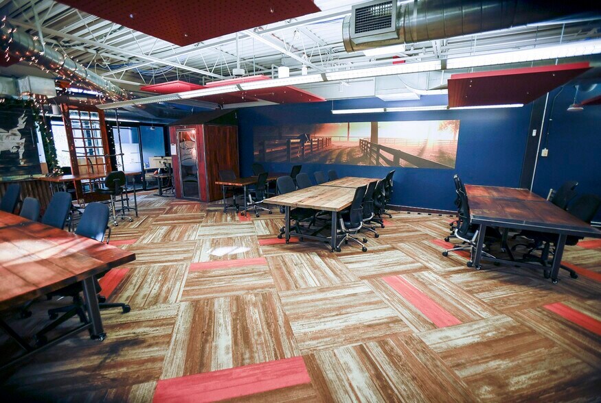 More Photos Of 123 2nd Ave S, Edmonds Coworking Space