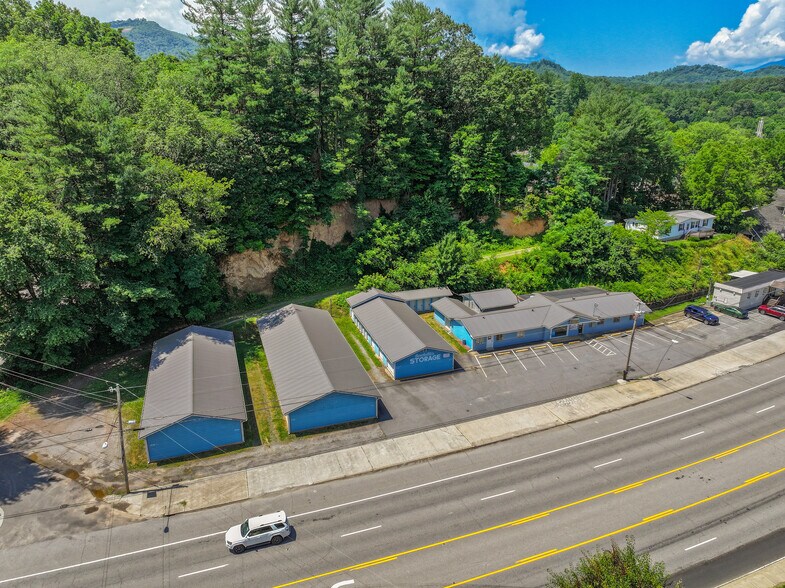 More Photos Of 8275 Carolina Blvd, Clyde General Retail For Sale