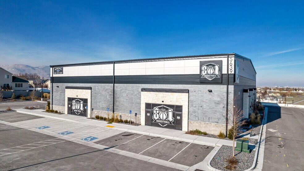 More Photos Of 5639 Mirabella Dr, Herriman Showroom For Sale