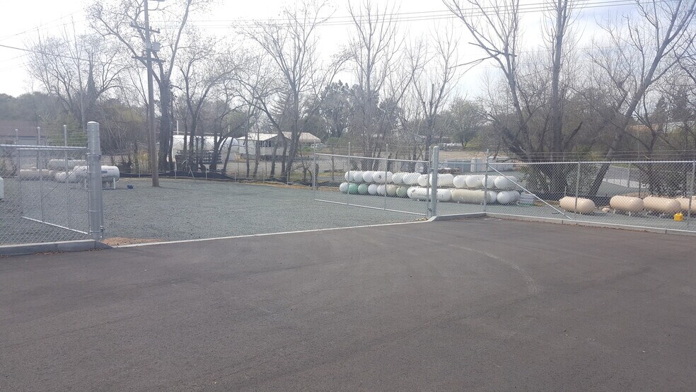 More Photos Of 3180 Taylor Rd, Loomis Contractor Storage Yard For Sale