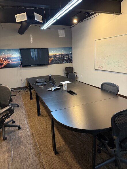 More Photos Of 1605 E Plaza Dr, Tallahassee Medical For Lease