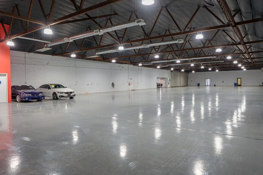 More Photos Of 83333 State Highway 111, Indio Auto Dealership For Lease