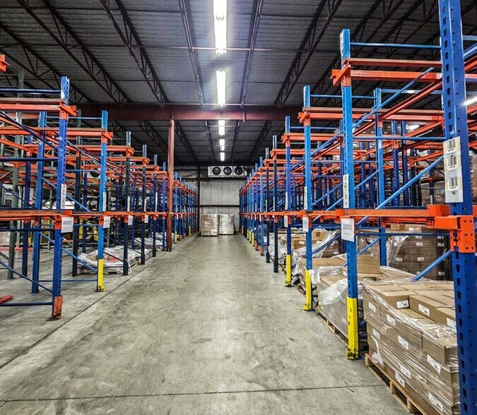 More Photos Of 1028 Mulberry St, Lake Mills Refrigeration Cold Storage For Sale