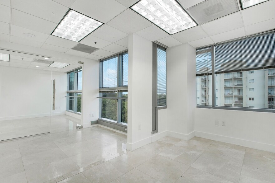 More Photos Of 2121 SW 3rd Ave, Miami Office For Lease