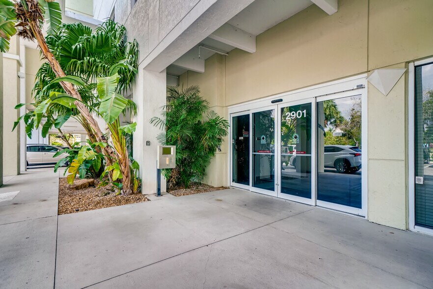 More Photos Of 2901 Coral Hills Dr, Coral Springs Medical For Lease