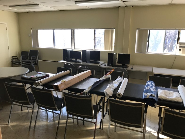 More Photos Of 69 Catharine St, Poughkeepsie Office For Sale