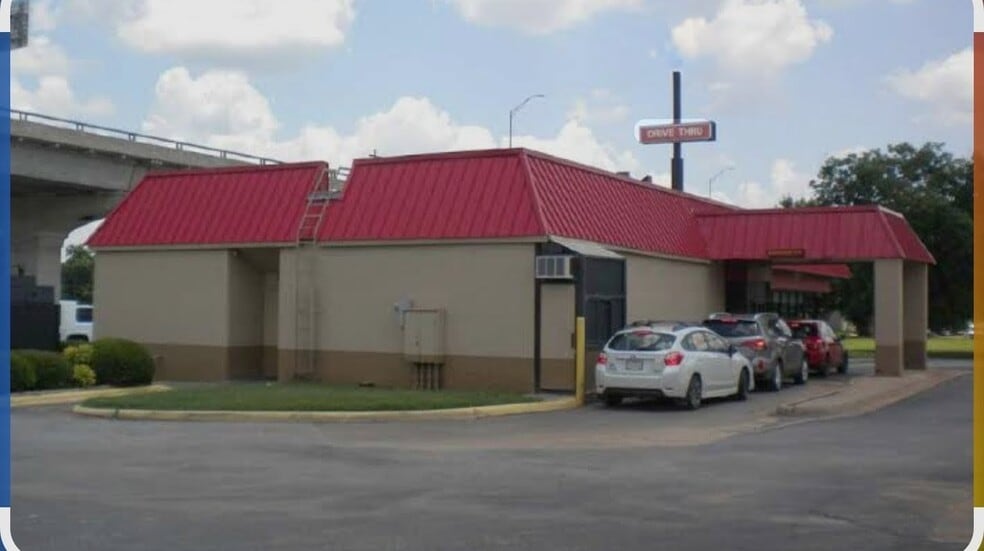 More Photos Of 1304 Broad St, Wichita Falls Fast Food For Sale
