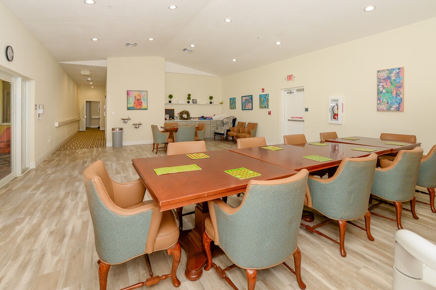 More Photos Of 4201 S 25th St, Fort Pierce Assisted Living For Sale